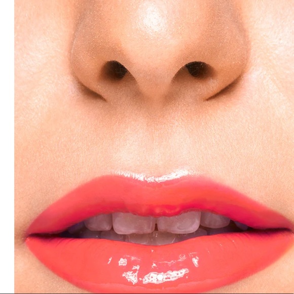 Stila: Shine Fever Lip Vinyl Color Amp It Up. - Picture 2 of 8